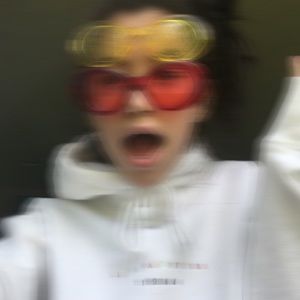 Meet your Posher, Adina